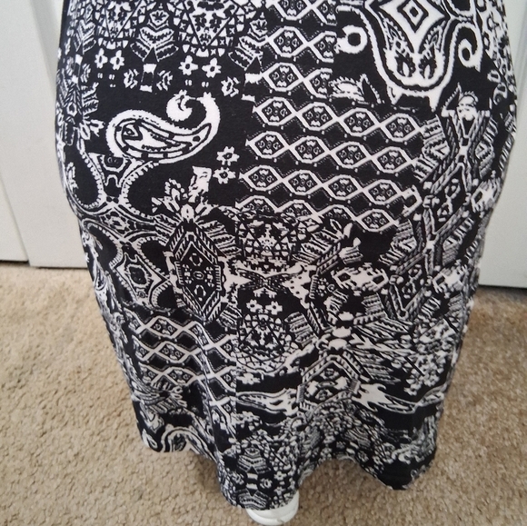 Planet Gold Black & White  Patterned Sun Dress  Size  M - Picture 6 of 11